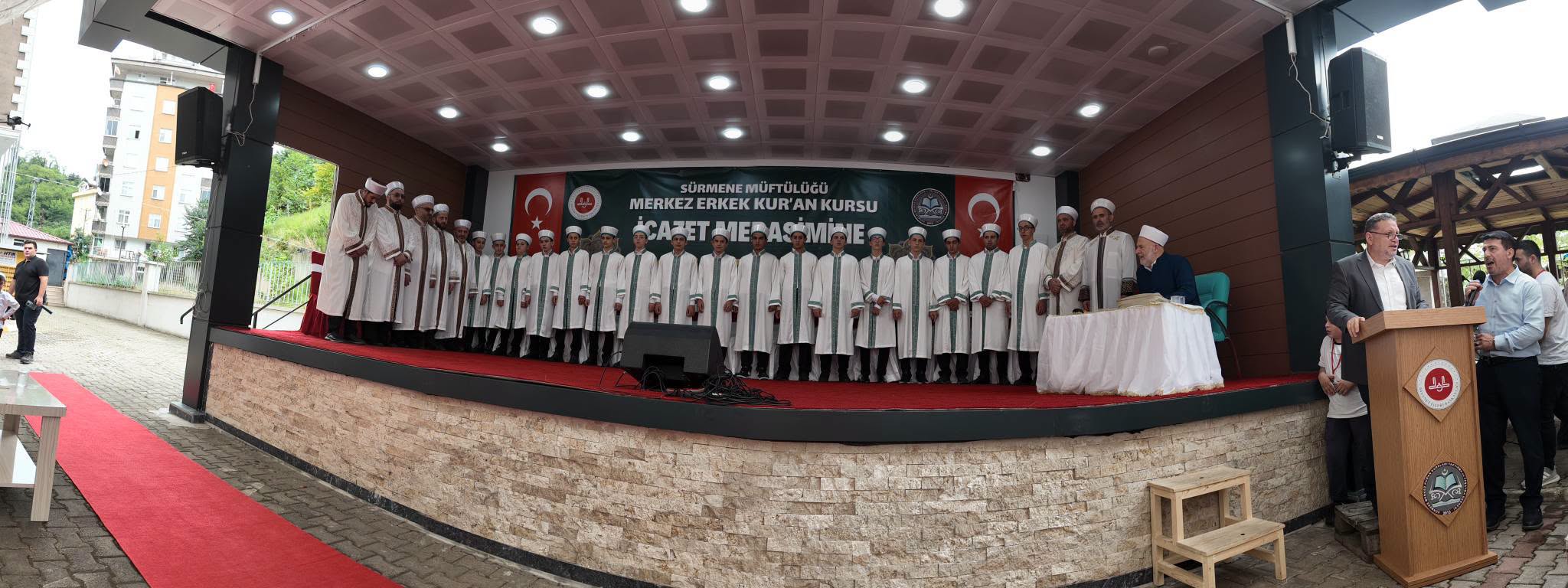 Sürmene Merkez Erkek Kur’an Kursu’nda 17 Öğrenci İçin İcazet Merasimi