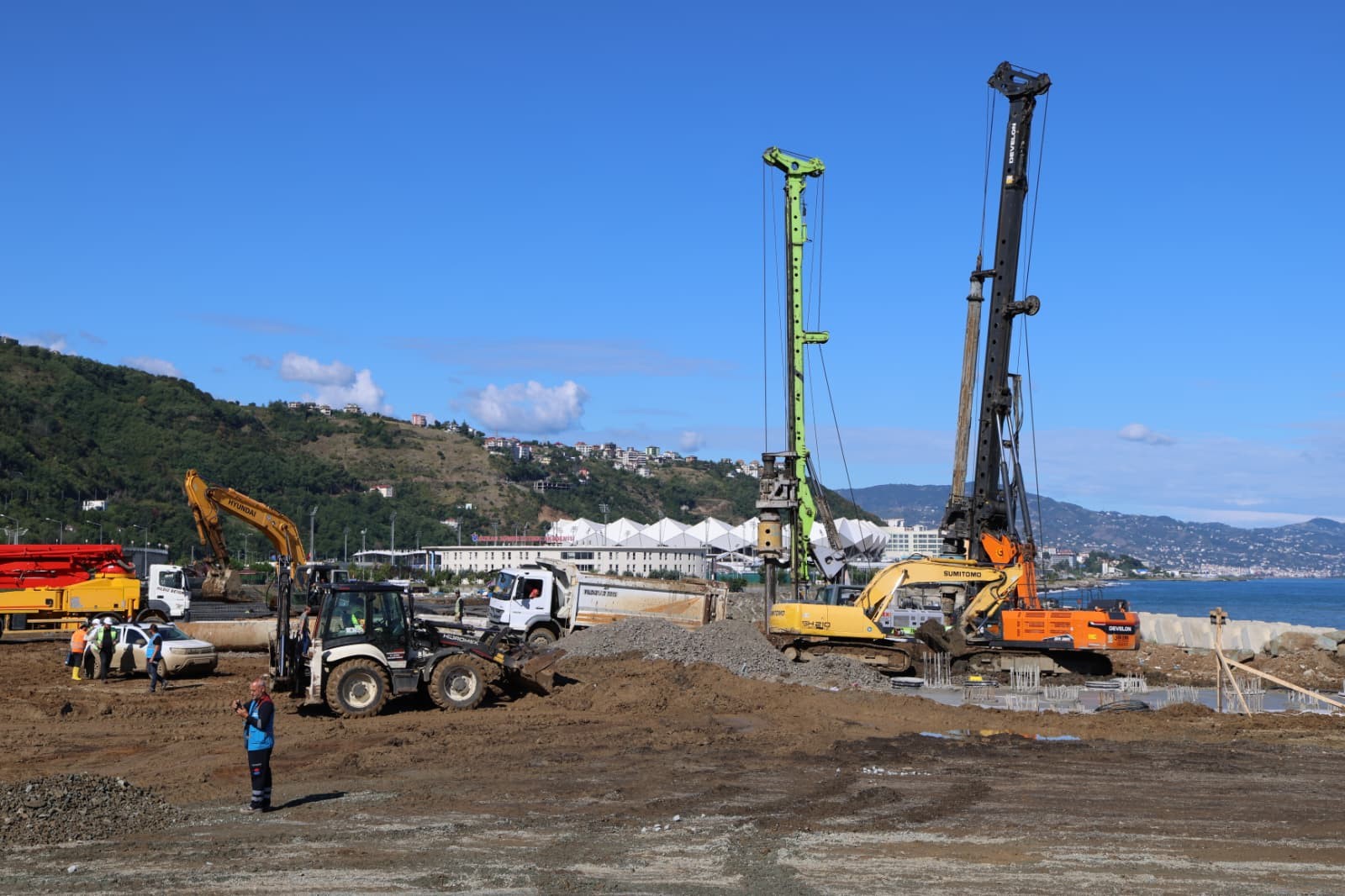 BAŞKAN GENÇ'TEN UZUNKUM DAVETİ