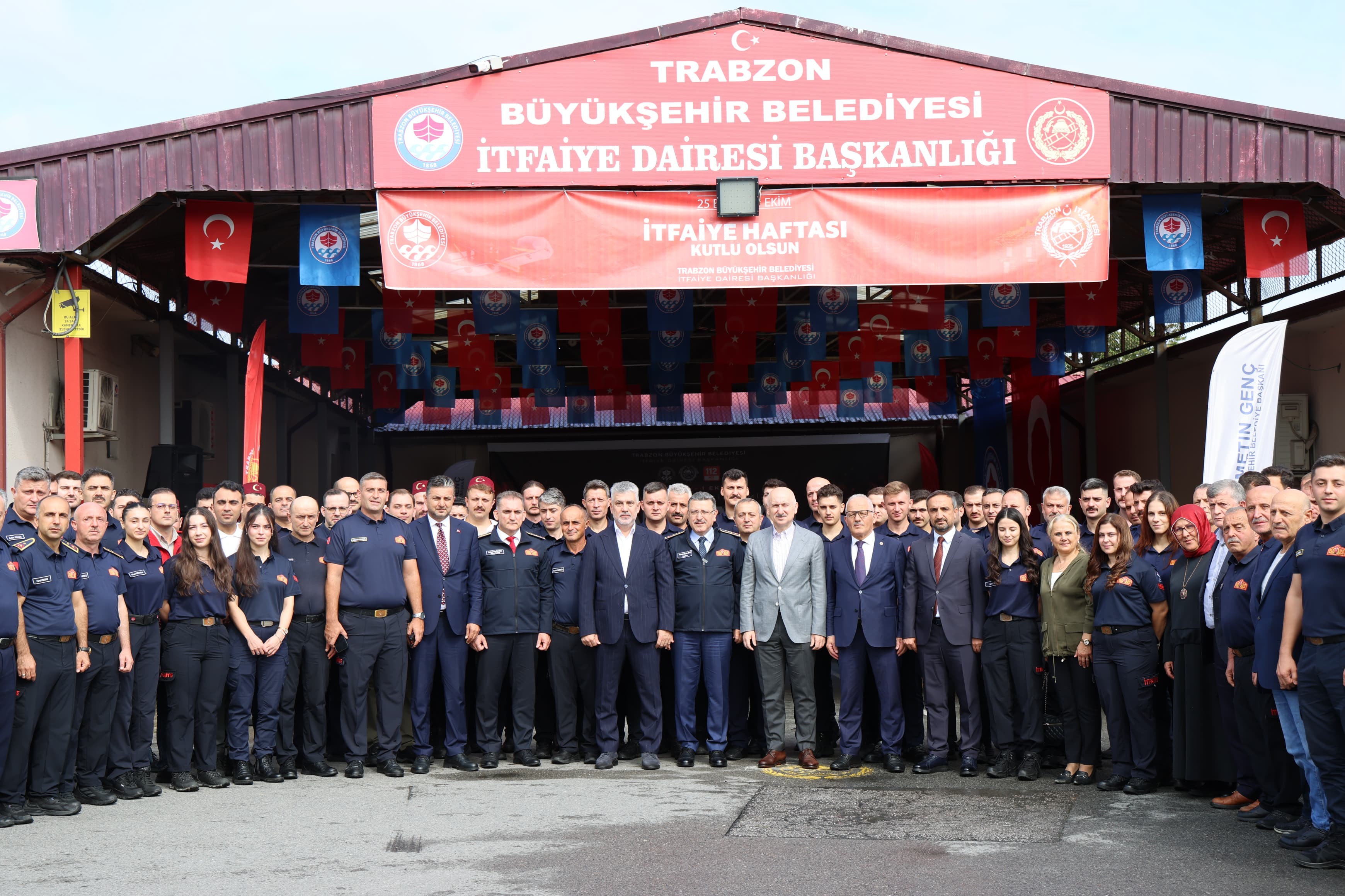 TRABZON İTFAİYESİ'NE 9 YENİ ARAÇ KAZANDIRILDI