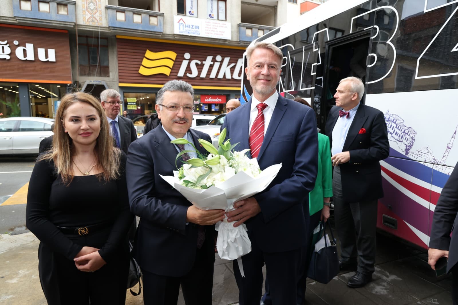 TRABZON BÜYÜKŞEHİR BELEDİYE BAŞKANI AHMET METİN GENÇ, TRABZON’UN POTANSİYELİNİ BÜYÜKELÇİLERE ANLATTI