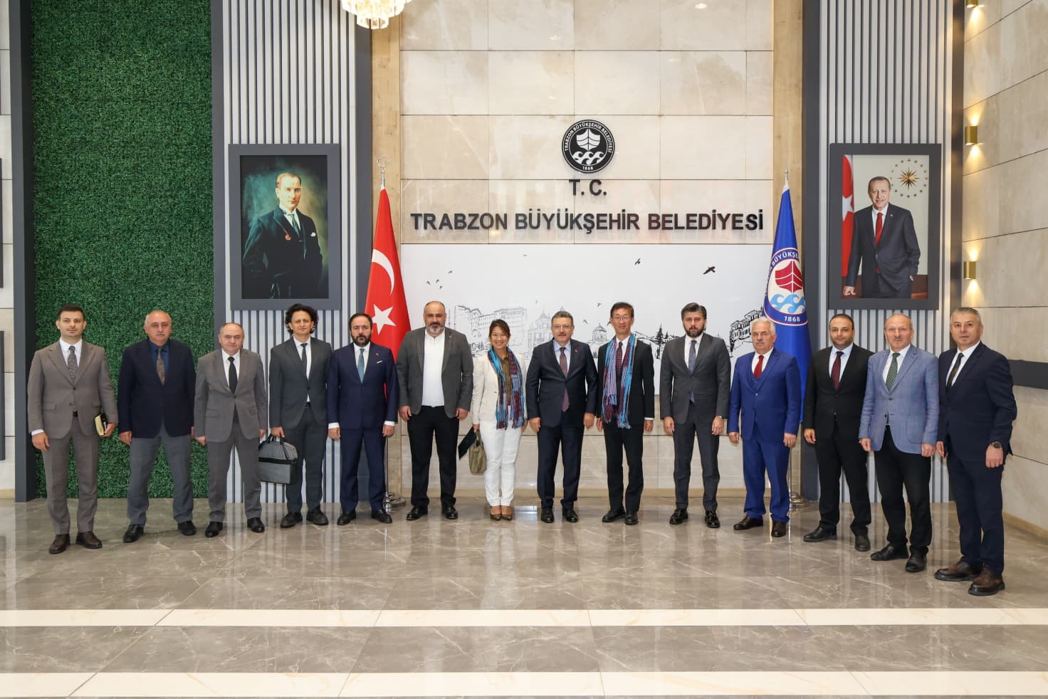 JAPONYA BÜYÜKELÇİSİ MASAMİ'DEN BAŞKAN GENÇ’E ZİYARET