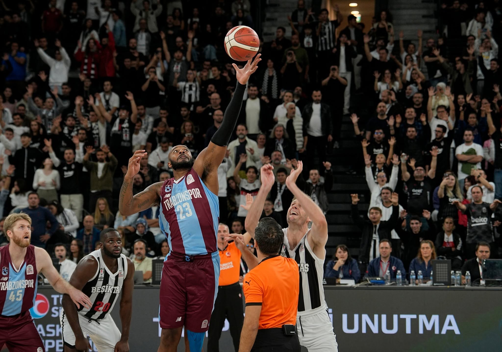 Trabzonspor Basketbol, Beşiktaş Deplasmanından Mağlubiyetle Döndü