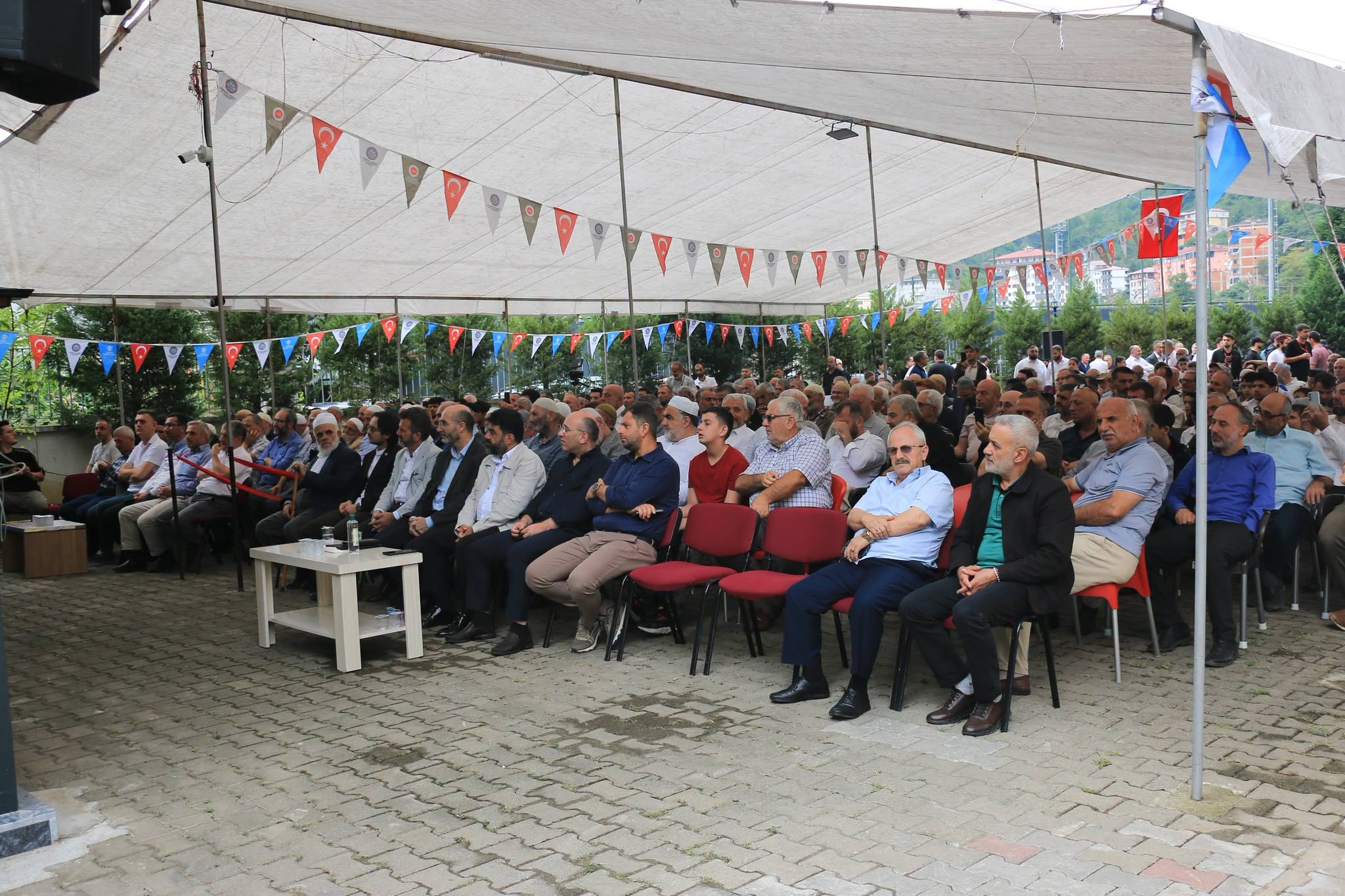 Sürmene Merkez Erkek Kur’an Kursu’nda 17 Öğrenci İçin İcazet Merasimi