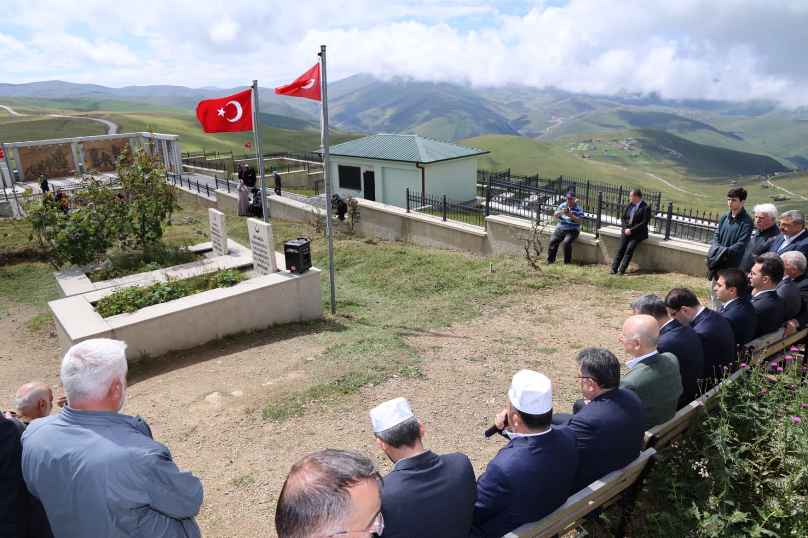 BAŞKAN GENÇ'TEN SULTANMURAT'TA BİRLİK MESAJI