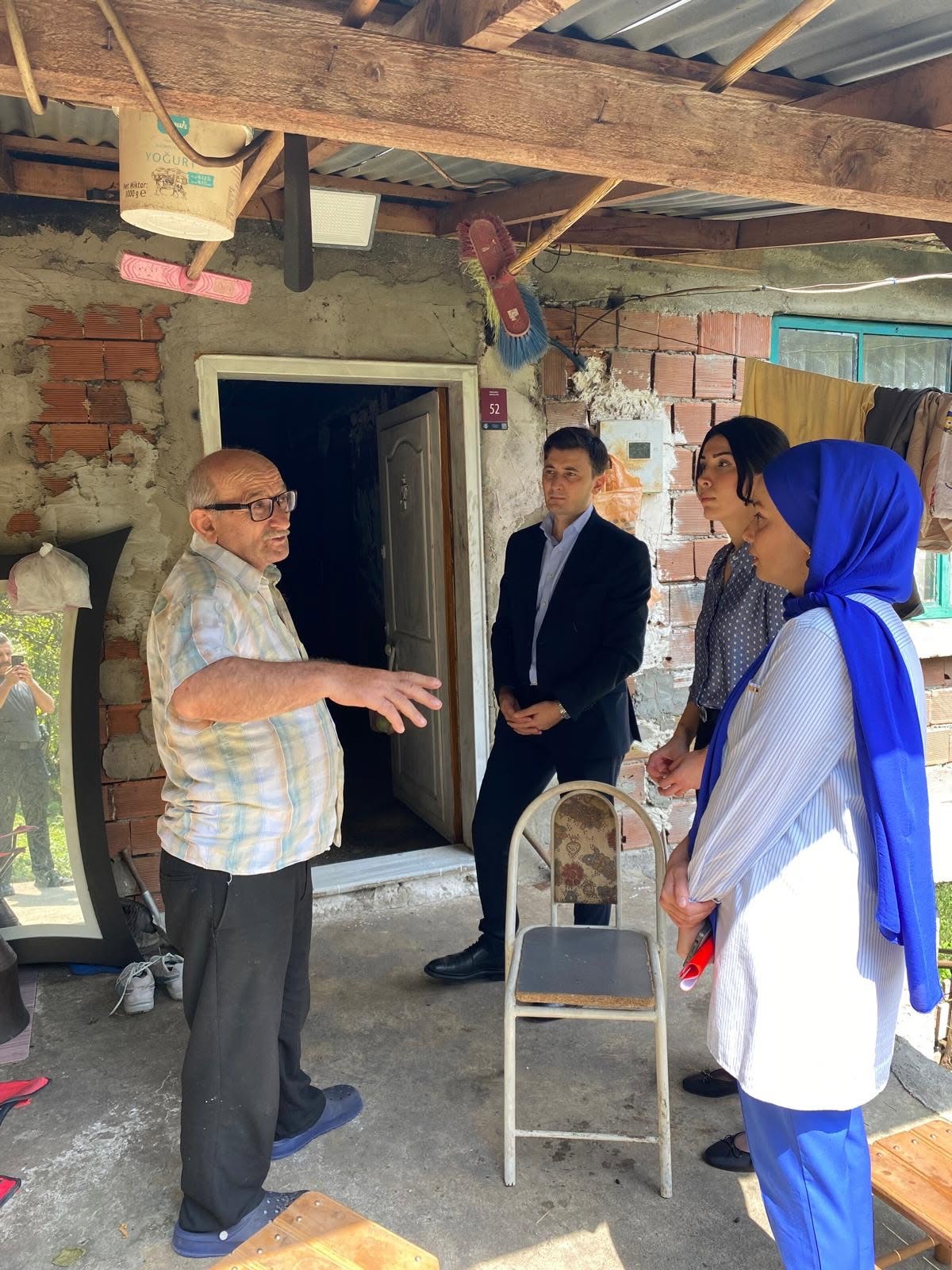 Kaymakam Zorkalkan, Yaşlı ve Yalnız Vatandaşları Ziyaret Etti