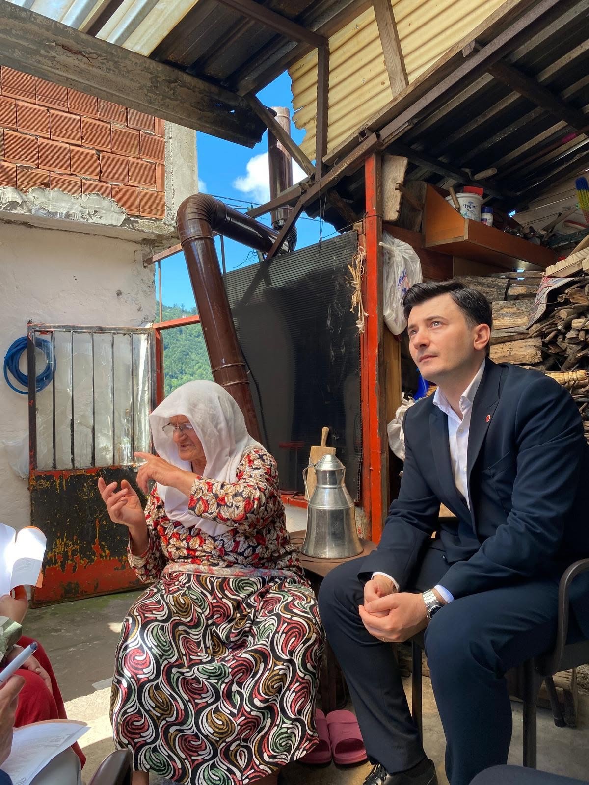 Kaymakam Zorkalkan, Yaşlı ve Yalnız Vatandaşları Ziyaret Etti