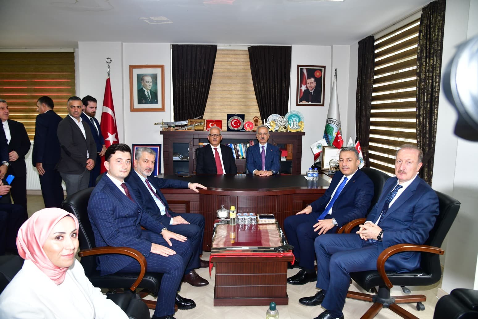 Uraloğlu Köprübaşı’nda Esnaf ve Vatandaşlarla Buluştu