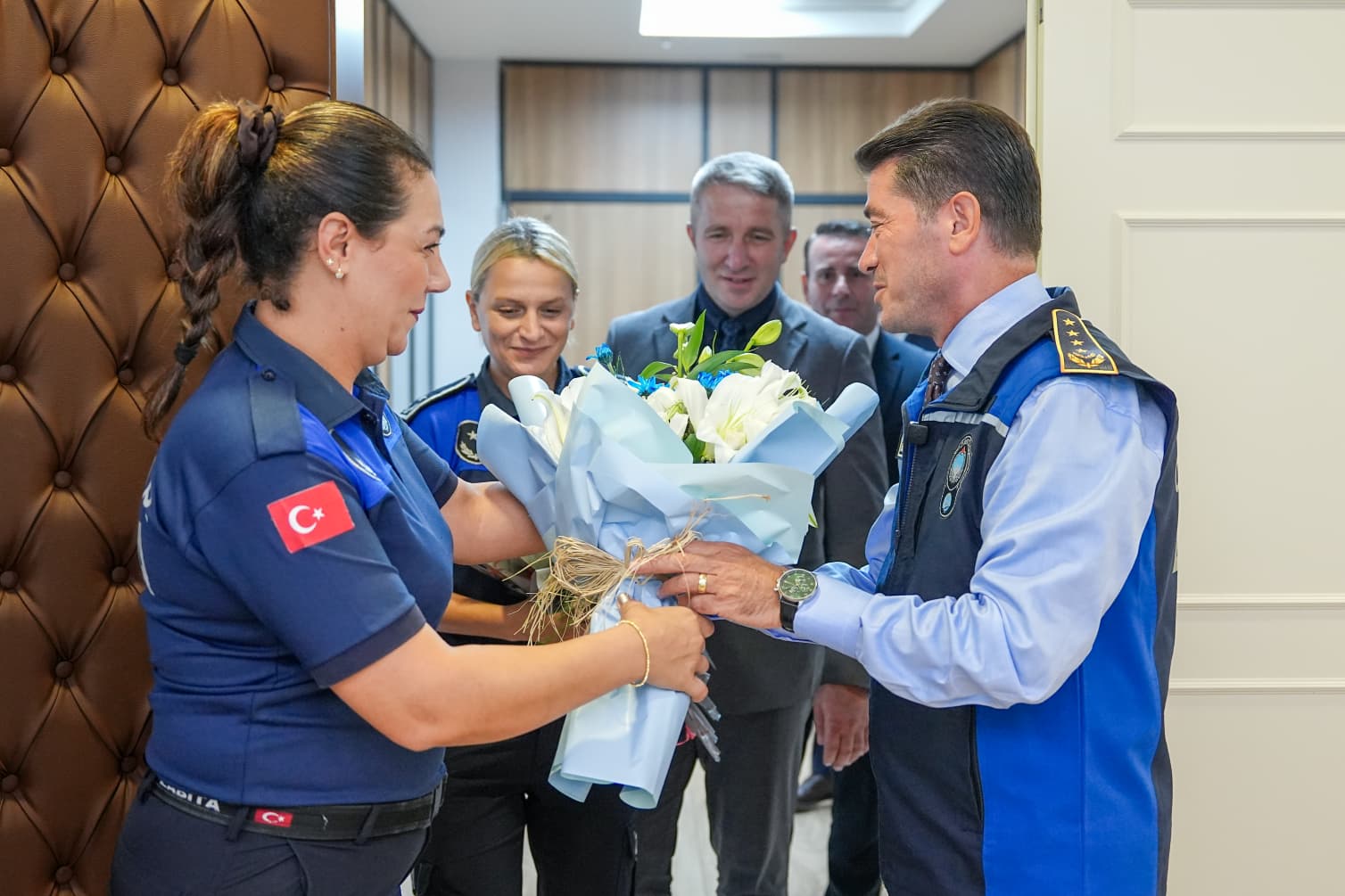 ORTAHİSAR BELEDİYE AHMET KAYA, ZABITA HAFTASI’NI PERSONELİYLE BİRLİKTE KUTLADI