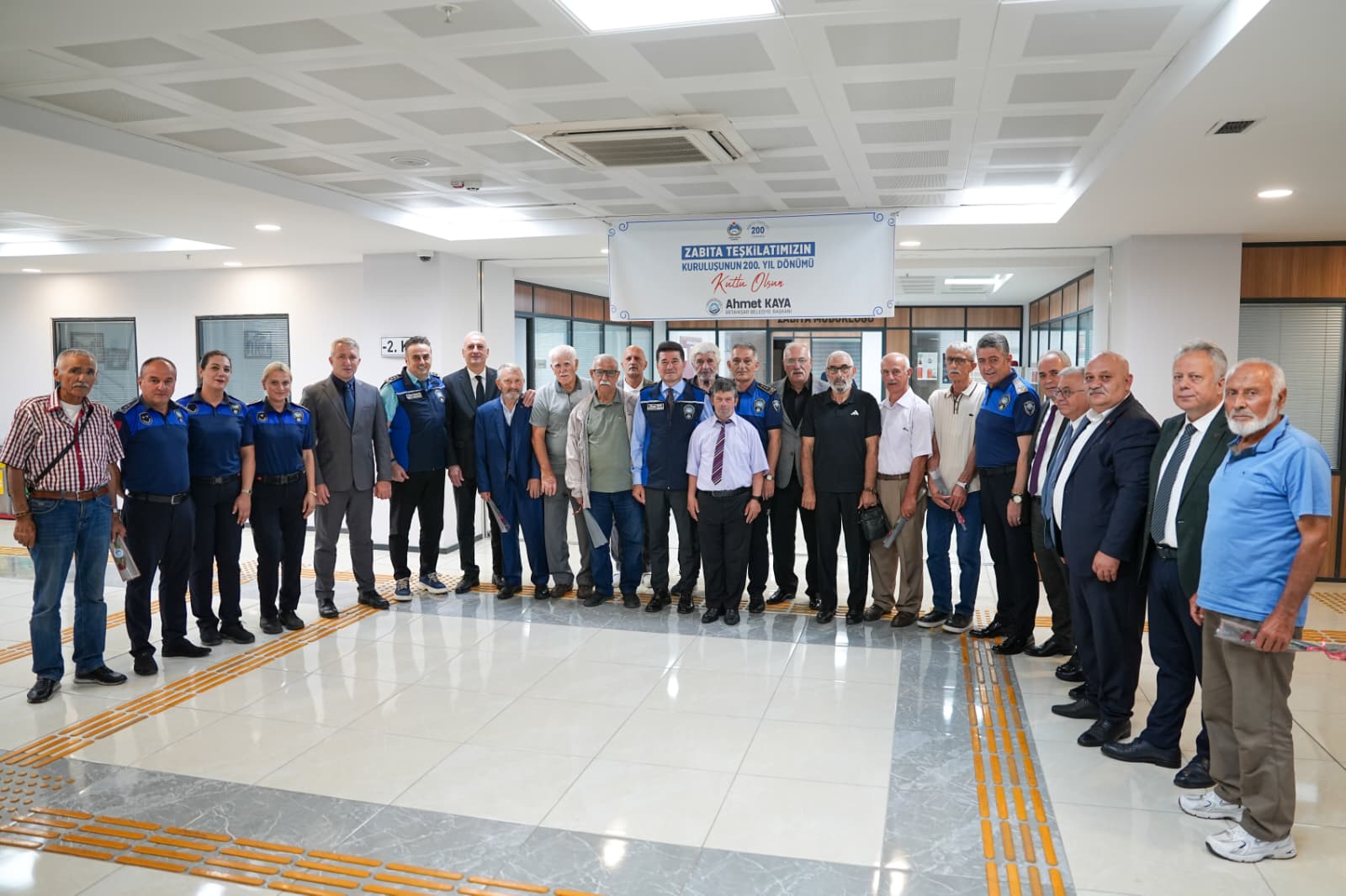 ORTAHİSAR BELEDİYE AHMET KAYA, ZABITA HAFTASI’NI PERSONELİYLE BİRLİKTE KUTLADI