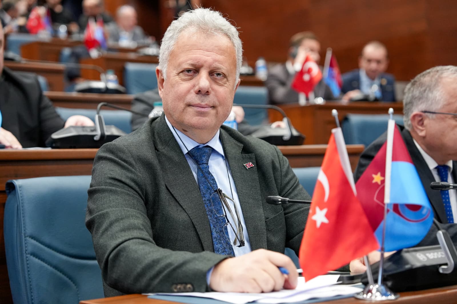 ZORLU, TRABZON SANATEVİ’NİN TAHLİYESİNİ BÜYÜKŞEHİR MECLİSİ’NE TAŞIDI