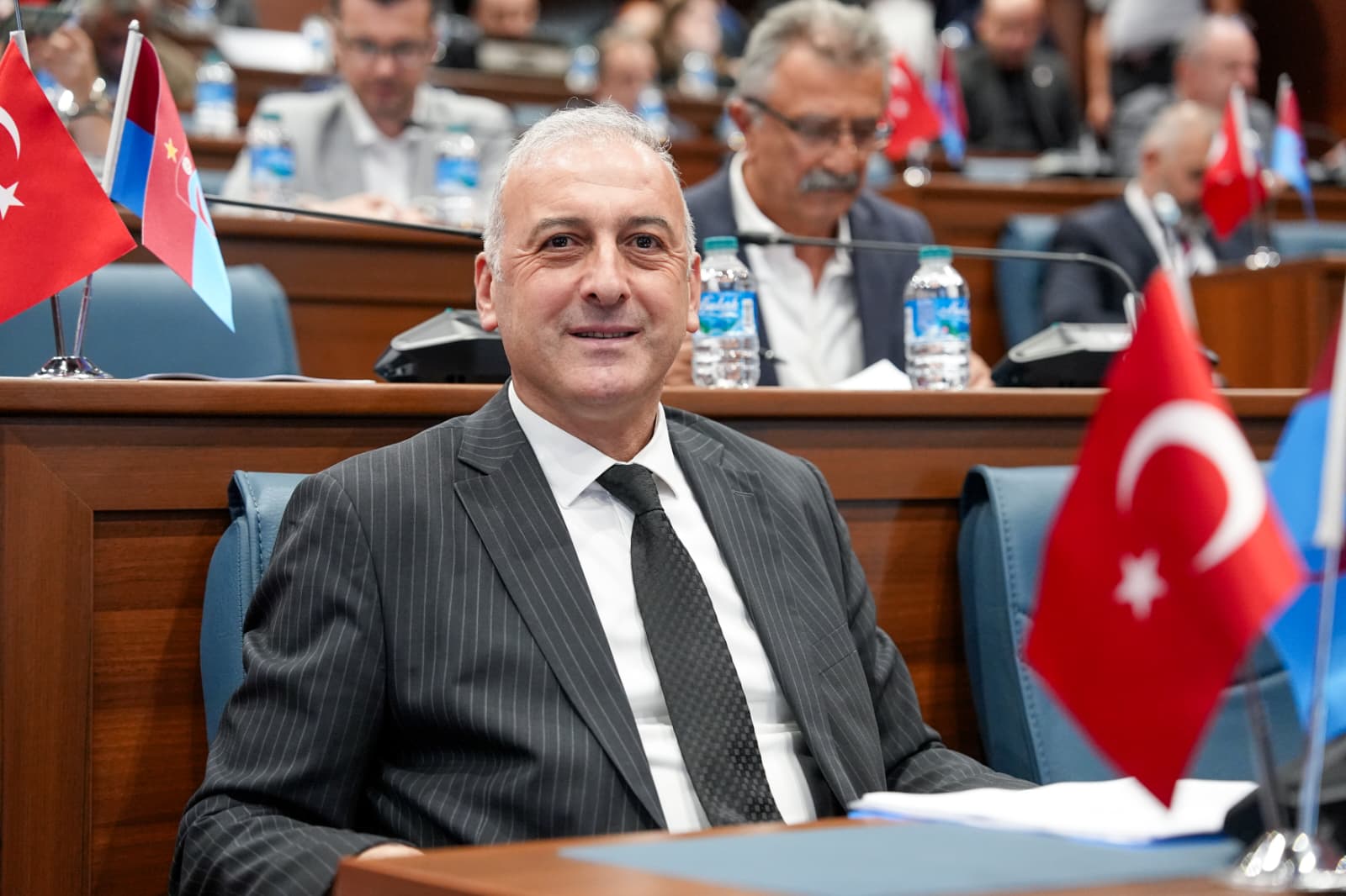 ZORLU, TRABZON SANATEVİ’NİN TAHLİYESİNİ BÜYÜKŞEHİR MECLİSİ’NE TAŞIDI