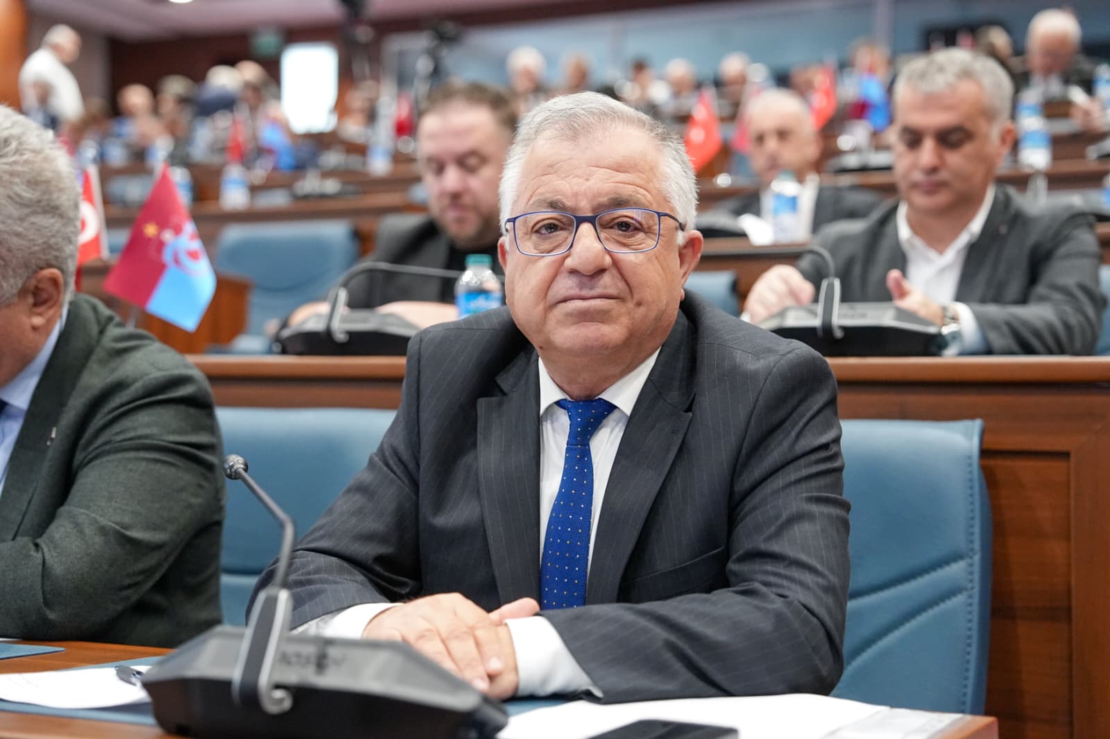 ZORLU, TRABZON SANATEVİ’NİN TAHLİYESİNİ BÜYÜKŞEHİR MECLİSİ’NE TAŞIDI