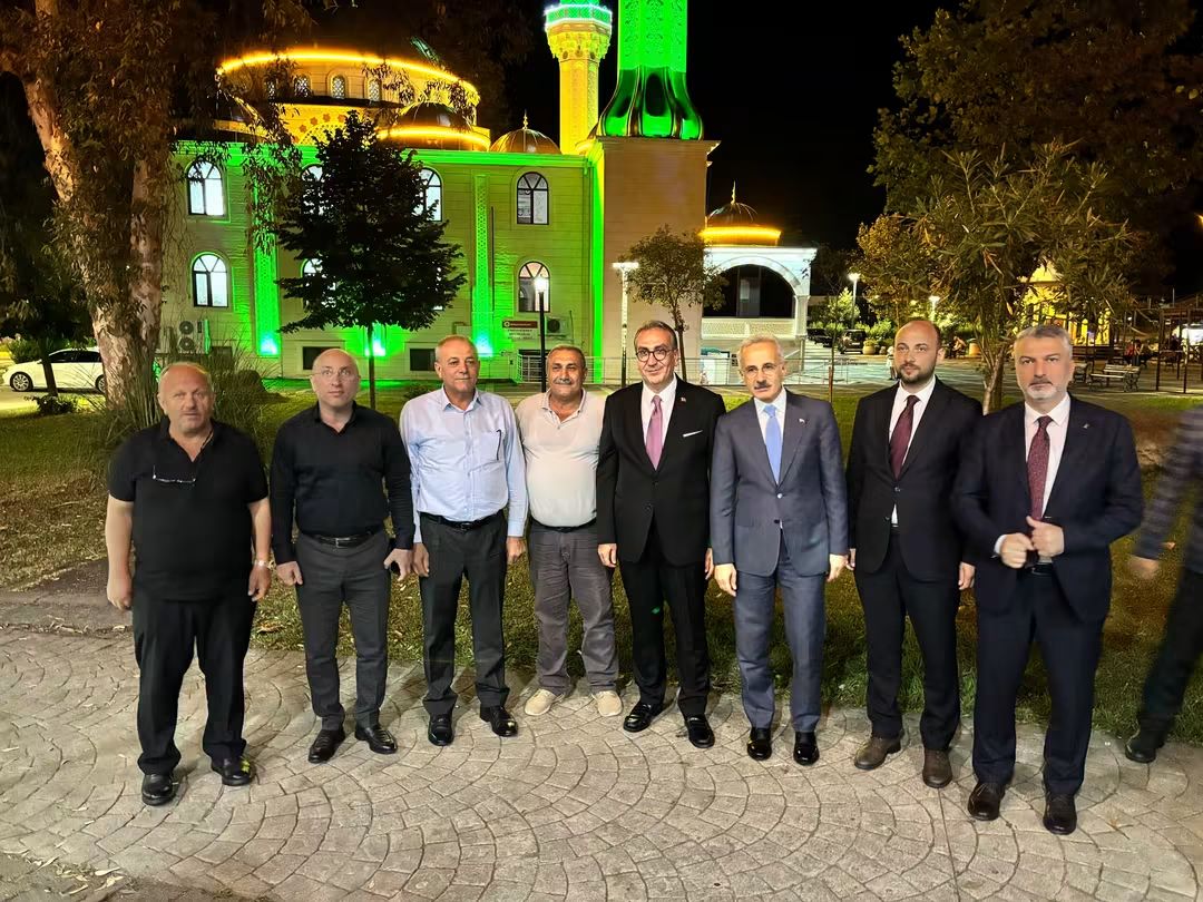 Azizoğlu’ndan Bakanlara Sürmene Sunumu: Projeler ve Yeni Yatırımlar Görüşüldü