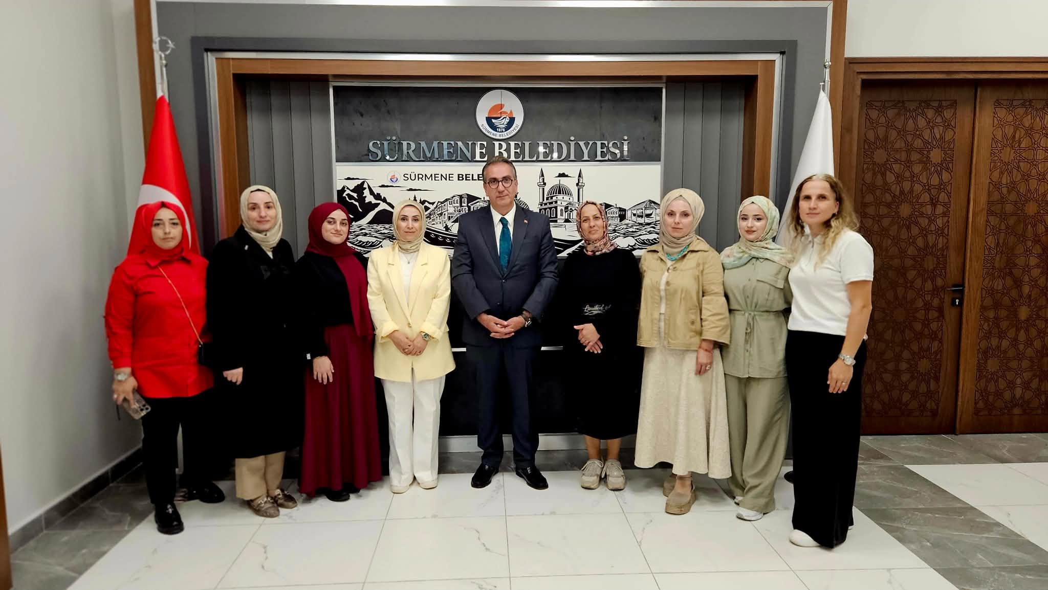 AK Parti Kadın Kolları’ndan Sürmene’de Yoğun Ziyaret Programı