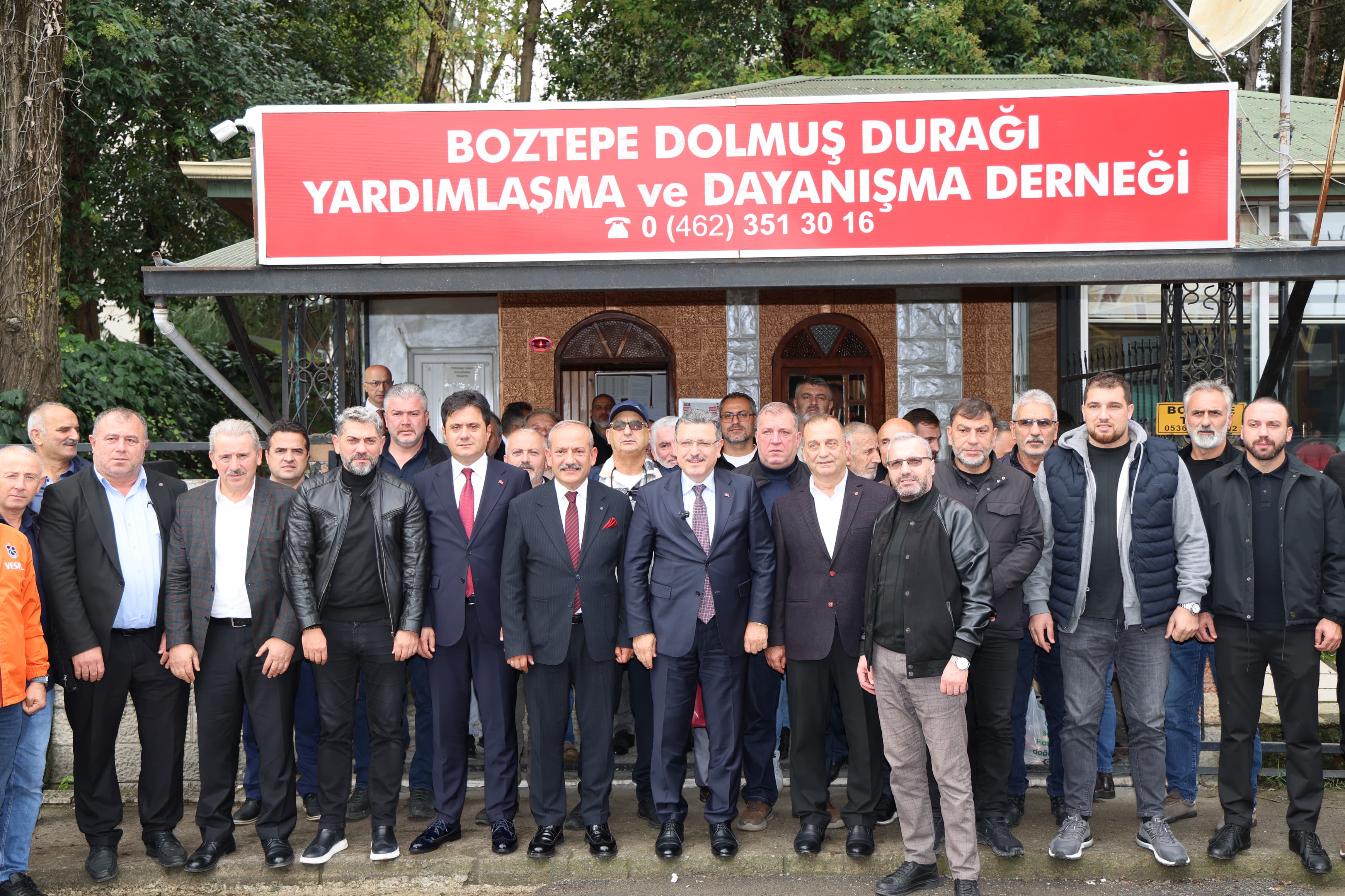 TTRABZON  BÜYÜKŞEHİR BELEDİYE BAŞKANI AHMET METİN GENÇ’TEN DOLMUŞ ESNAFINA GÜVENCE: KİMSE MAĞDUR OLMAYACAK